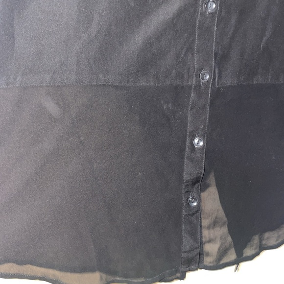 Black blouse with sheer bottom - Picture 2 of 2